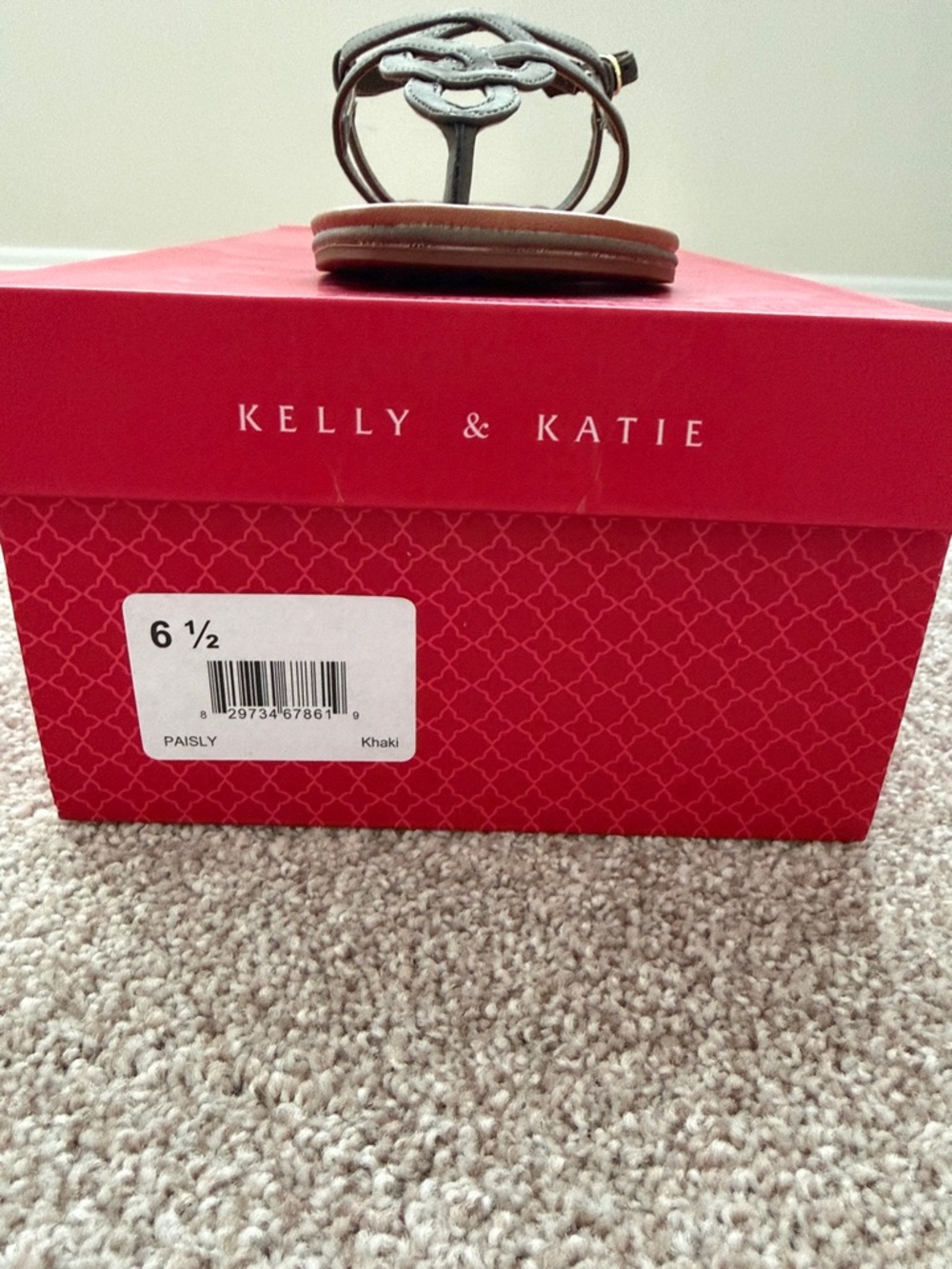 Kelly & Katie Olive Strappy Knot Sandals Size 6.5- Fits size 7 as well - Picture 6 of 9